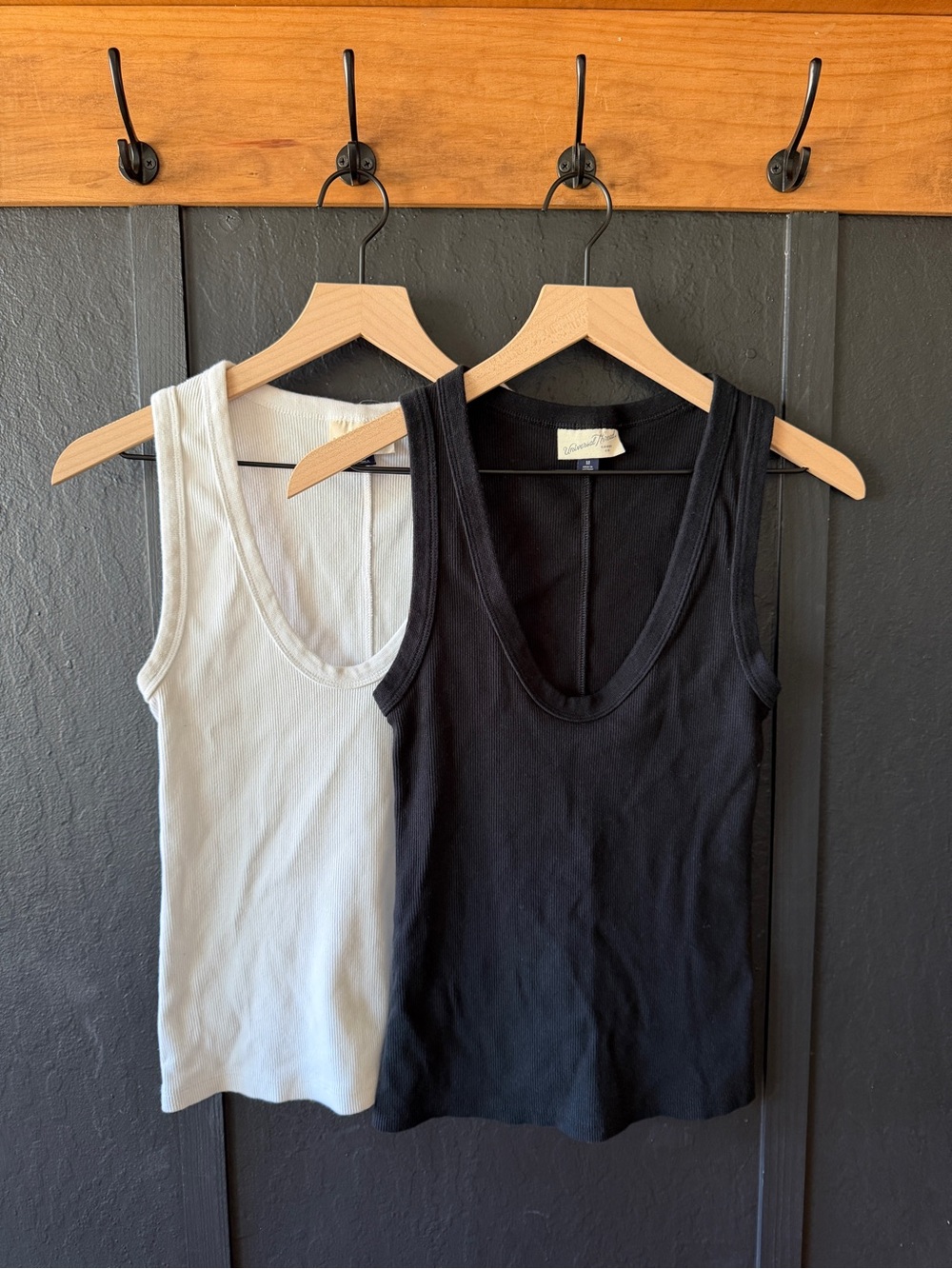 Universal Thread Ribbed Scoop Neck Tank Tops